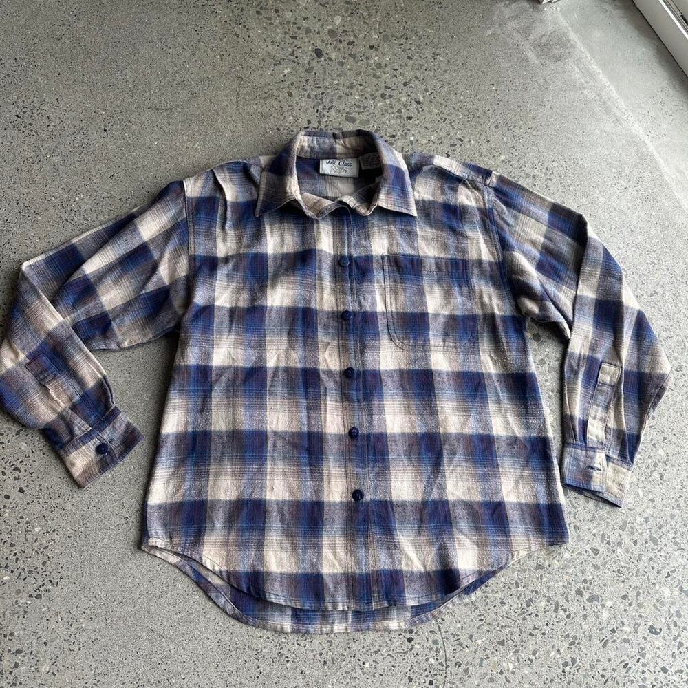 Just Class Women’s Small Plaid Button Up Shirt Blue Tan Cotton Flannel